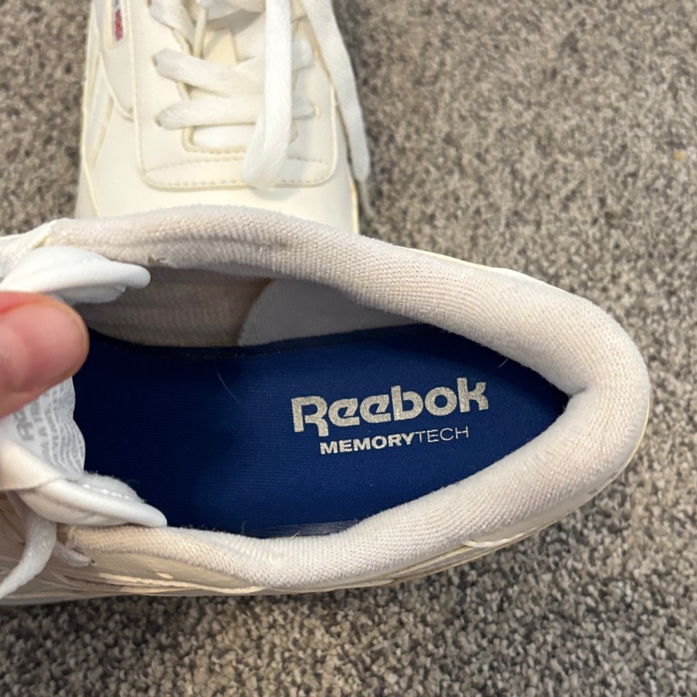 Reebok White Leather Sneakers W24 - Picture 3 of 5
